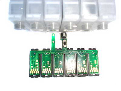 блок картриджей R290 с установленной планкой АО чипов и креплением чернильного шлейфа
